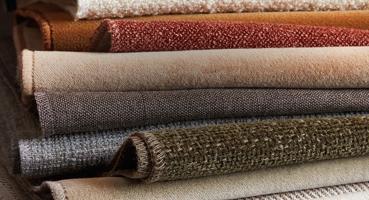 عينات أقمشة تنجيد متنوعة ولونية