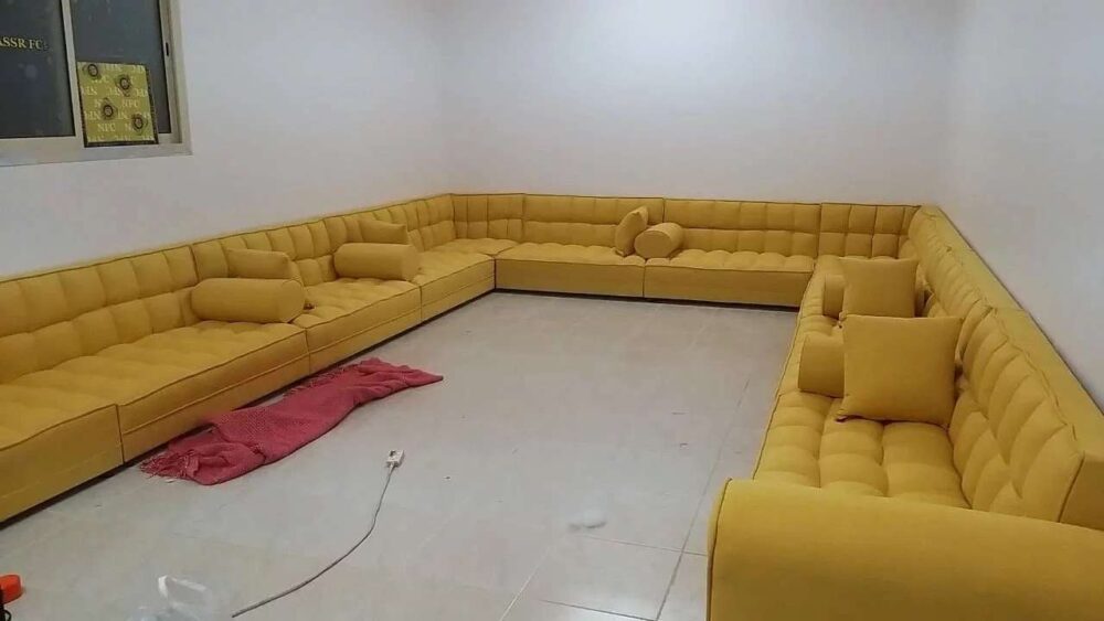 أريكة زاوية